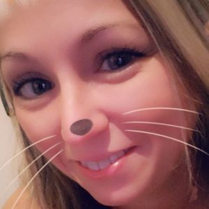 Meet your Posher, Leah